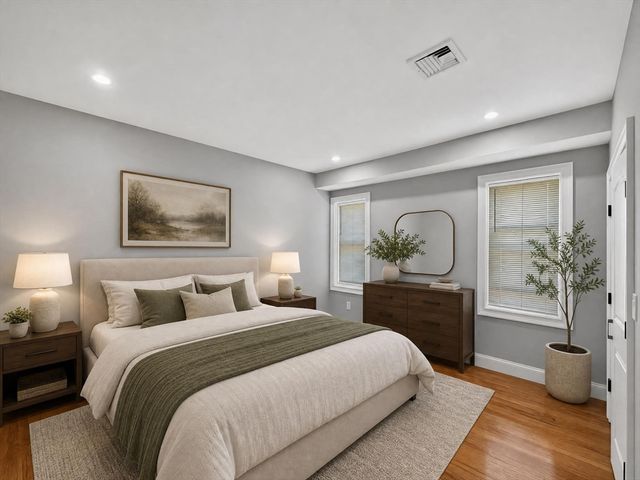 295 Billings Rd 1, Quincy, MA 02170