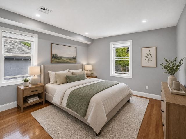 295 Billings Rd 1, Quincy, MA 02170