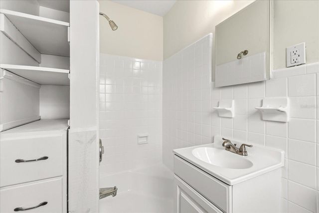 1039 THORNTON AVENUE, Orlando, FL 32803