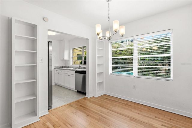 1039 THORNTON AVENUE, Orlando, FL 32803