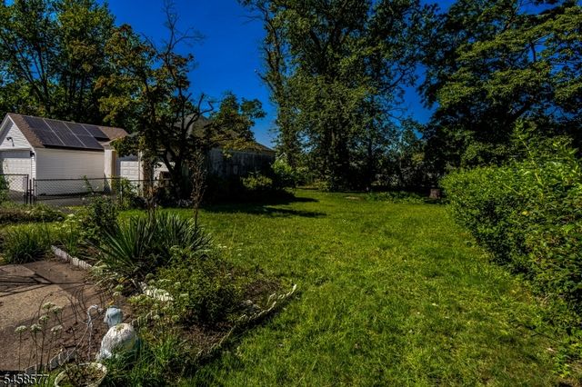 1530 Windrew Ave, South Plainfield Boro, NJ 07080