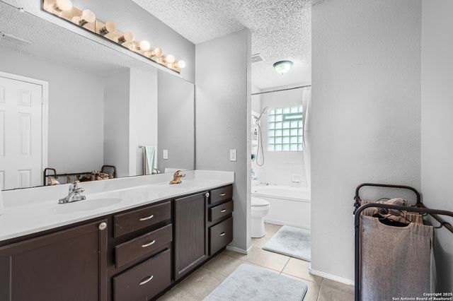 4838 Corian Springs, San Antonio, TX 78247