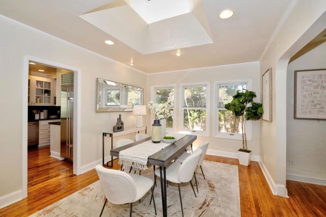 2330 Emerson Street, Palo Alto, CA 94301