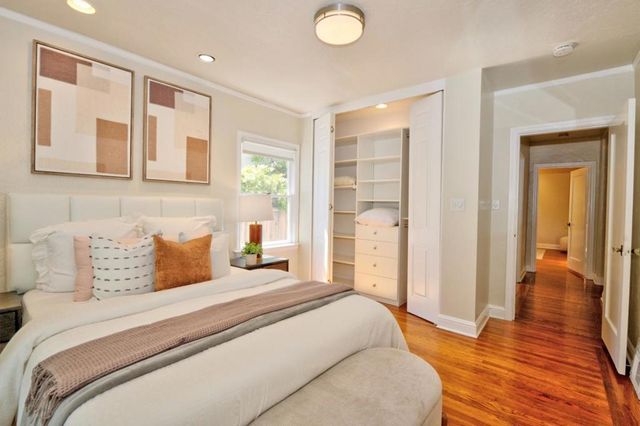 2330 Emerson Street, Palo Alto, CA 94301