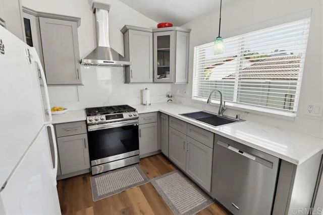 8456 Snow White Drive, El Cajon, CA 92021