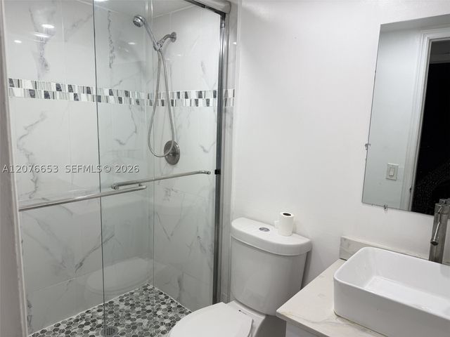 6055 W 19th Ave 311, Hialeah, FL 33012