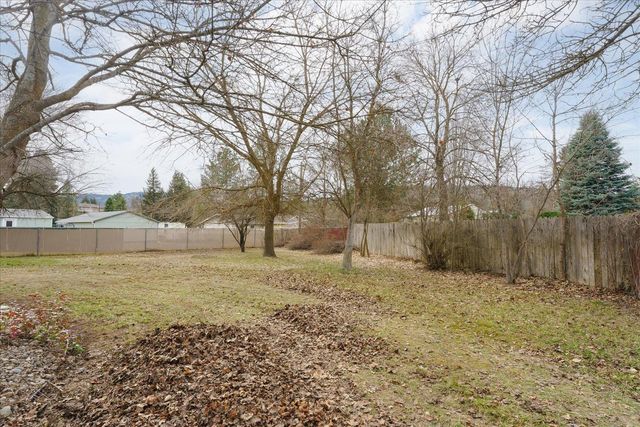 10626 E 27th Ave, Spokane Valley, WA 99206