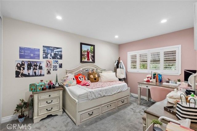 2357 Lawnview Court, Simi Valley, CA 93065