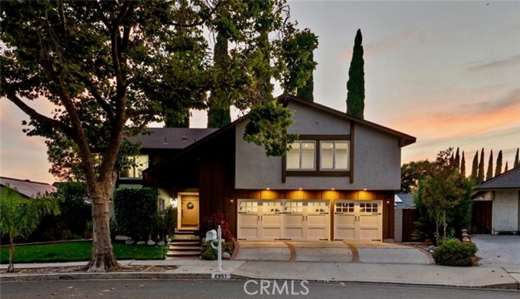 2357 Lawnview Court, Simi Valley, CA 93065