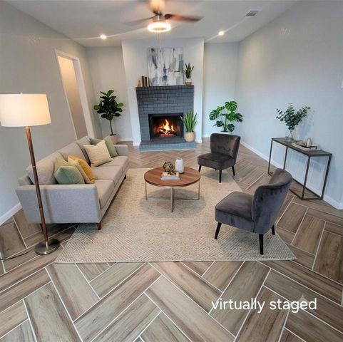 13351 Water Oak LN B, Austin, TX 78729