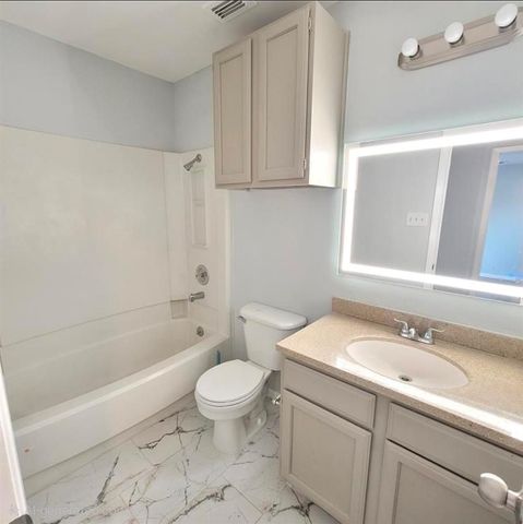 13351 Water Oak LN B, Austin, TX 78729