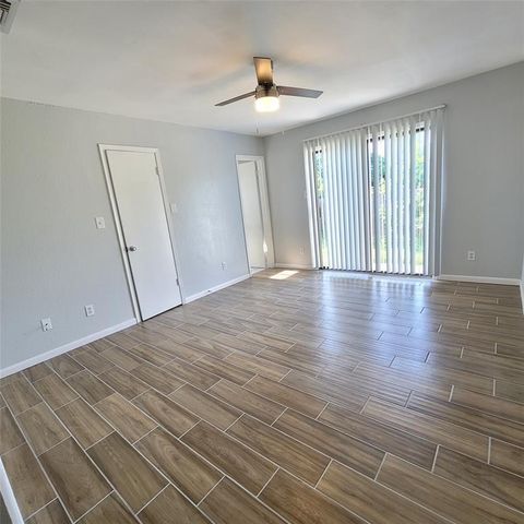 13351 Water Oak LN B, Austin, TX 78729
