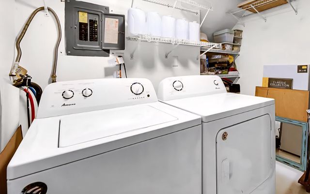 3617 W 74th Court C, Merrillville, IN 46410