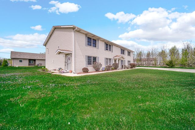 3617 W 74th Court C, Merrillville, IN 46410