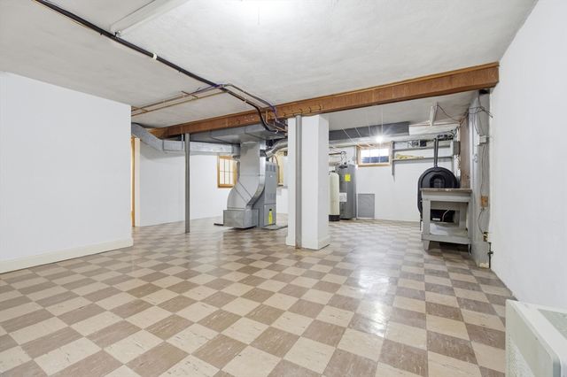 5 Crest Dr W, Dover, MA 02030