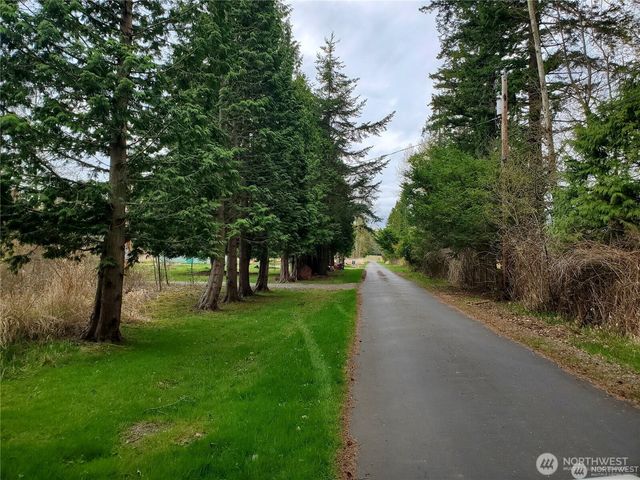 8358 Blaine Rd, Blaine, WA 98230