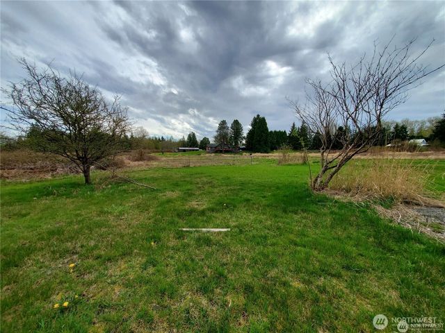 8358 Blaine Rd, Blaine, WA 98230