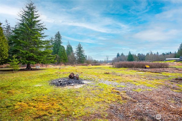 8358 Blaine Rd, Blaine, WA 98230