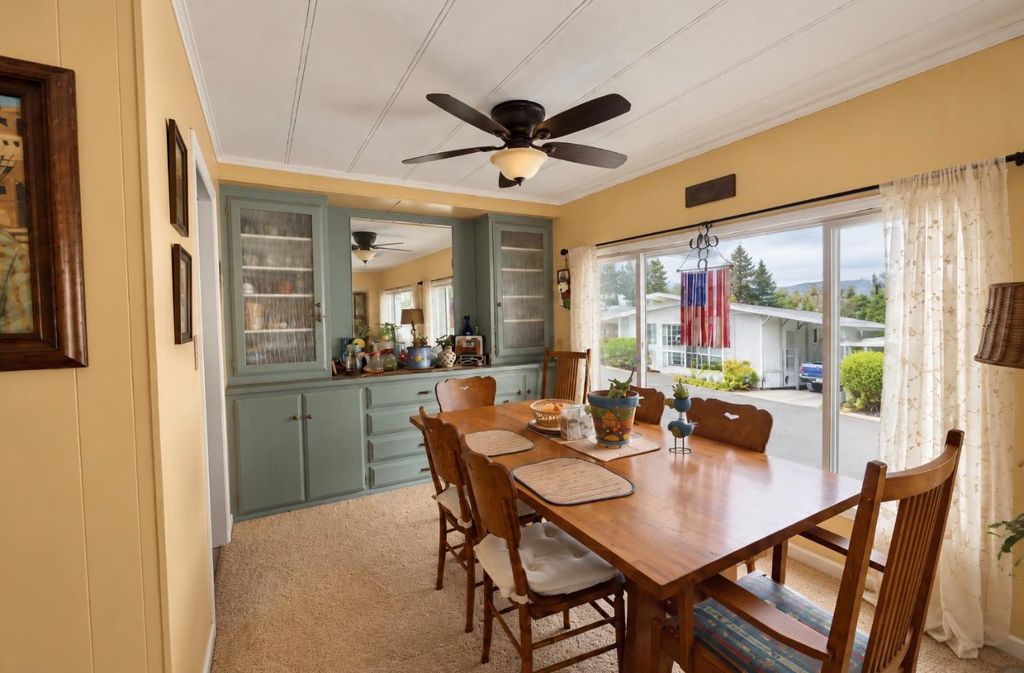 Image 20 of property listing at 39678 Road 425b # 41, Oakhurst, CA 93644