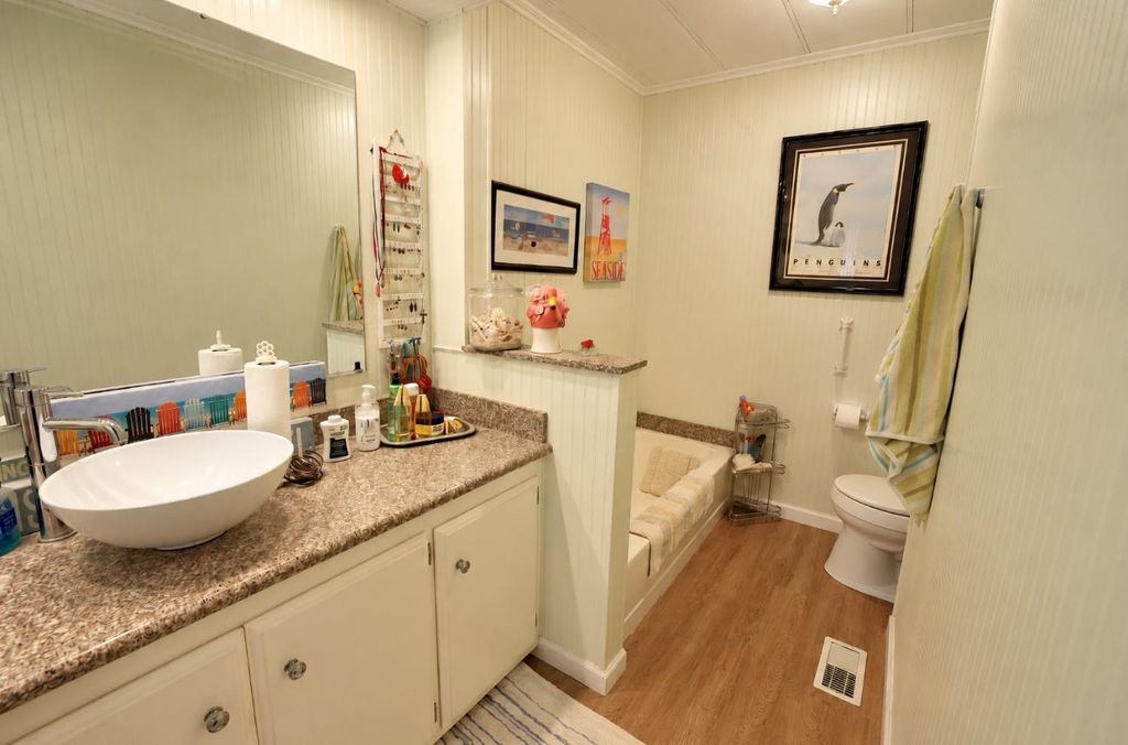 Image 27 of property listing at 39678 Road 425b # 41, Oakhurst, CA 93644
