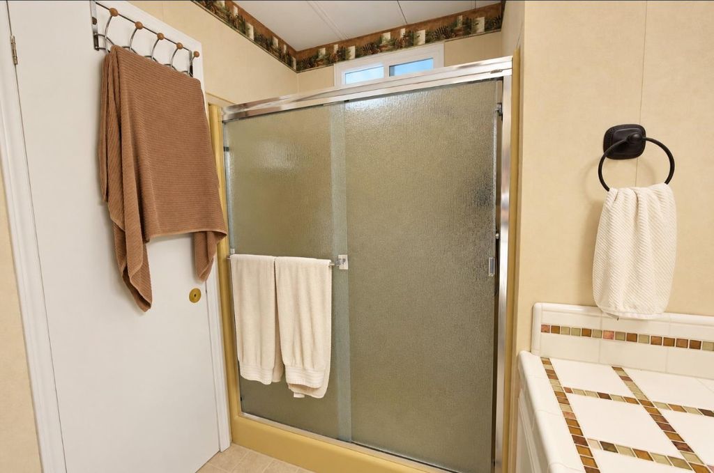 Image 30 of property listing at 39678 Road 425b # 41, Oakhurst, CA 93644