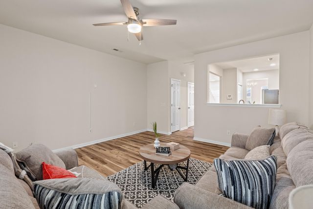 325 Flyway Road, Goose Creek, SC 29445