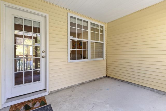 325 Flyway Road, Goose Creek, SC 29445