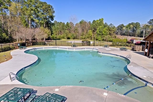 325 Flyway Road, Goose Creek, SC 29445