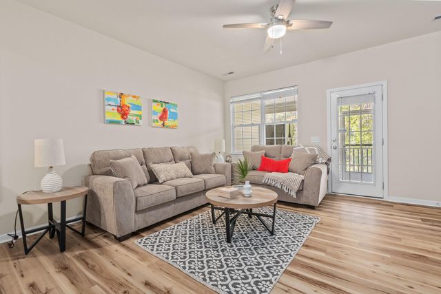 325 Flyway Road, Goose Creek, SC 29445