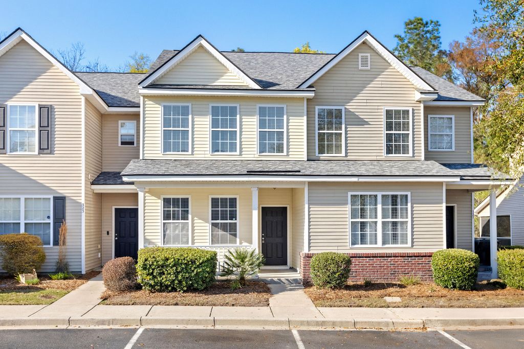 325 Flyway Road, Goose Creek, SC 29445