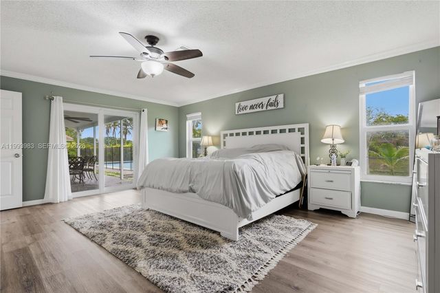 8515 NW 26th Dr, Coral Springs, FL 33065