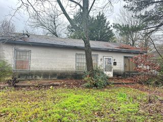 2225 Bonham Street, Paris, TX 75460