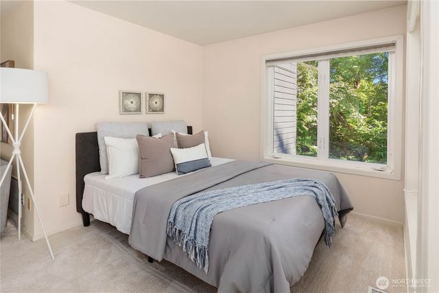 9210 Parkwood Ridge Road, Mercer Island, WA 98040