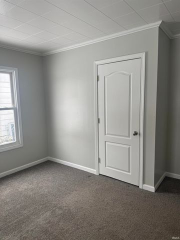 2107 W 8Th Street, Marion, IN 46953