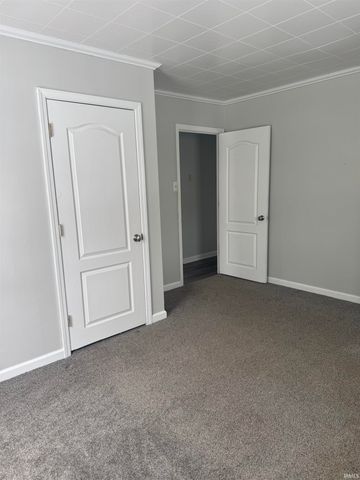 2107 W 8Th Street, Marion, IN 46953