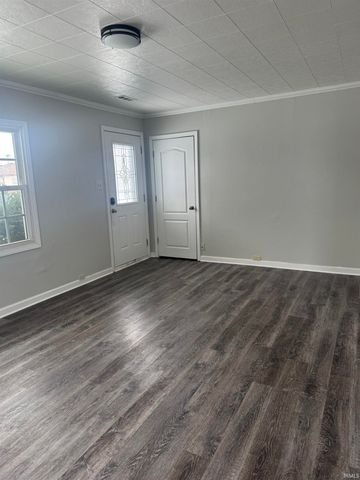 2107 W 8Th Street, Marion, IN 46953