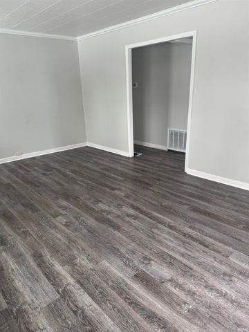 2107 W 8Th Street, Marion, IN 46953