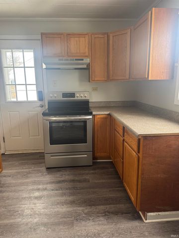 2107 W 8Th Street, Marion, IN 46953