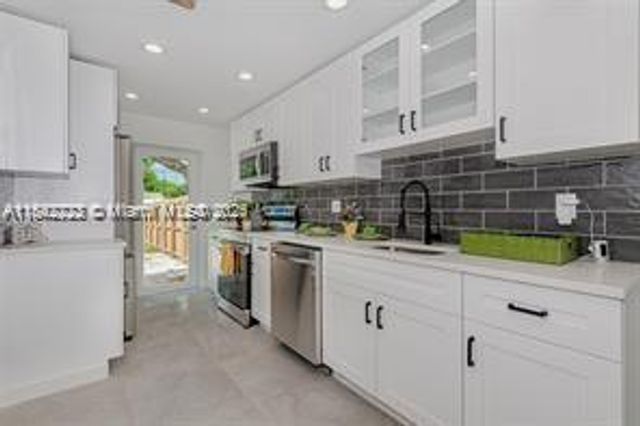 1205 NW 2nd Ave A, Fort Lauderdale, FL 33311