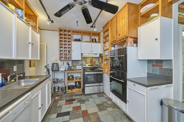 18 Atherton Road 1, Brookline, MA 02446