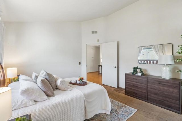 1942 Parkland Way, San Diego, CA 92114