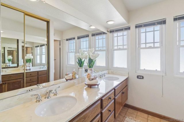 1942 Parkland Way, San Diego, CA 92114