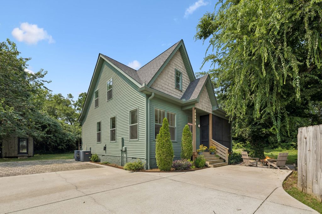 1204B Keller Ave, Nashville, TN 37216