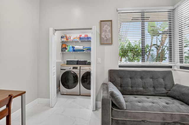 6502 Via Benita, Boca Raton, FL 33433