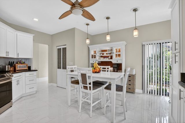 6502 Via Benita, Boca Raton, FL 33433