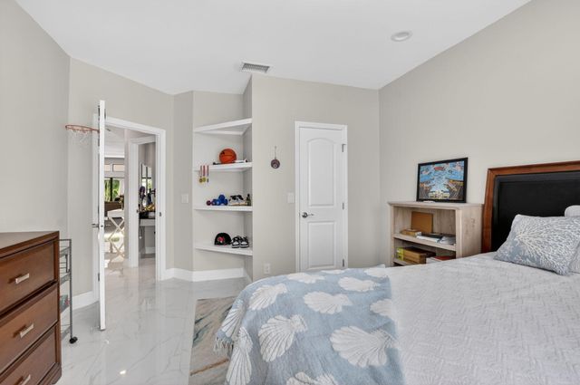 6502 Via Benita, Boca Raton, FL 33433