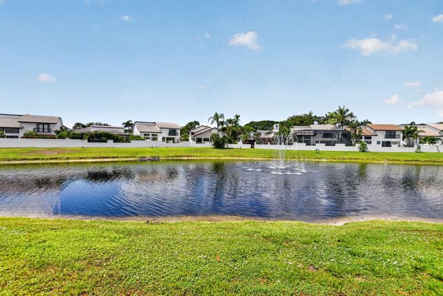 6502 Via Benita, Boca Raton, FL 33433