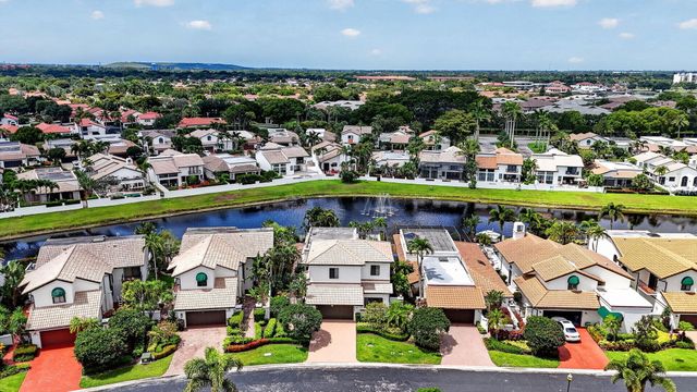 6502 Via Benita, Boca Raton, FL 33433