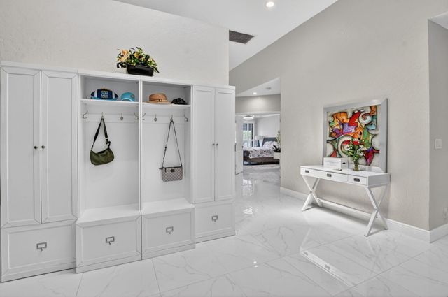 6502 Via Benita, Boca Raton, FL 33433