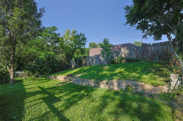2707 Redfield Place, Cincinnati, OH 45230